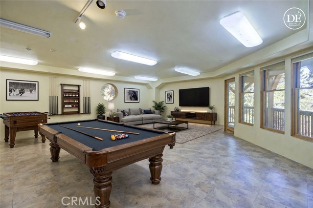 24782 Altdorf, Crestline, CA 92325