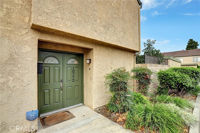 Detail Gallery Image 2 of 27 For 10772 Cobalt Ct, Fountain Valley,  CA 92708 - 3 Beds | 2/1 Baths