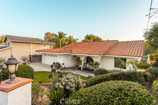 Detail Gallery Image 4 of 45 For 18102 Hutchings Dr, Yorba Linda,  CA 92886 - 3 Beds | 2 Baths