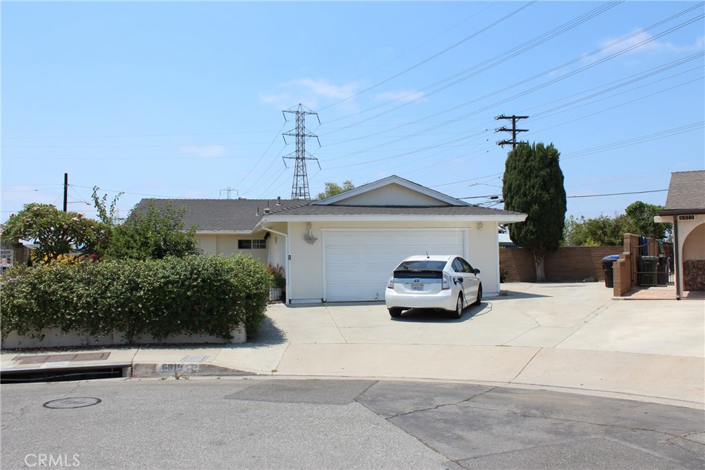 6919 Pioneer Boulevard