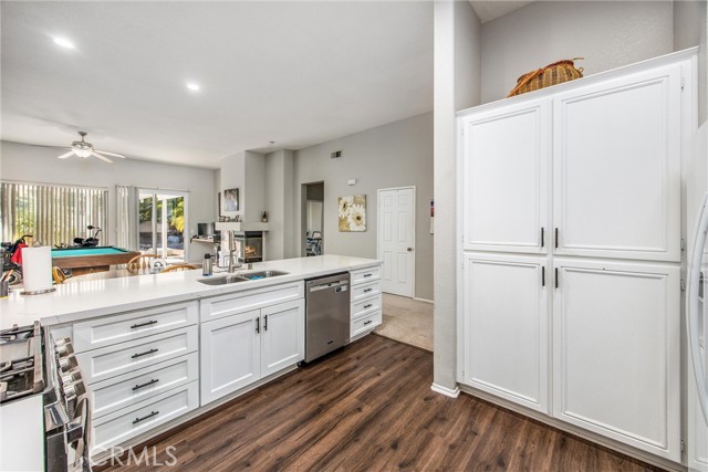 Detail Gallery Image 12 of 40 For 27397 Colt, Corona,  CA 92883 - 4 Beds | 2 Baths