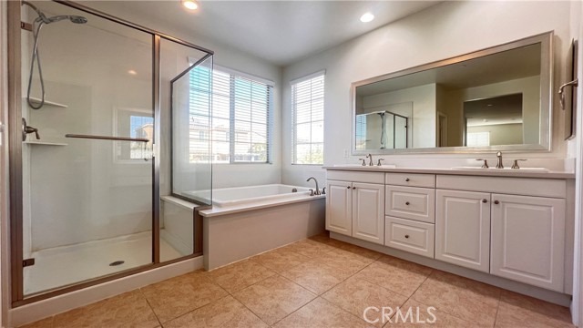 Detail Gallery Image 19 of 31 For 13322 Los Robles Court, Corona,  CA 92880 - 5 Beds | 3 Baths