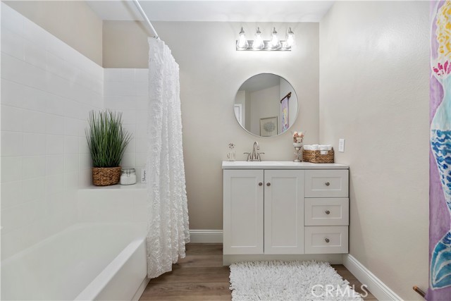 4807 Argosy Lane, Carlsbad CA: https://media.crmls.org/medias/5793ba54-ff31-4d61-8268-cda317647d7f.jpg