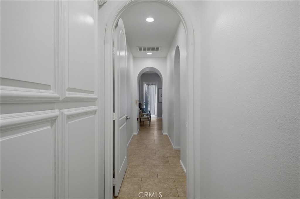 MLS #OC25259199 image #19