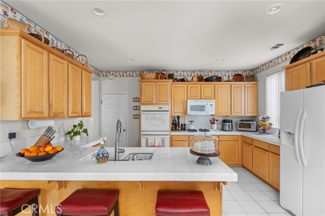 Detail Gallery Image 11 of 32 For 235 Marianela Ln, Los Osos,  CA 93402 - 3 Beds | 2 Baths