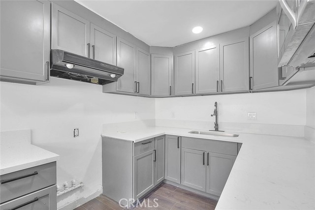 2112 California Avenue, Duarte CA: https://media.crmls.org/medias/579764f9-b145-46ff-a5fa-7ae4048e8b25.jpg