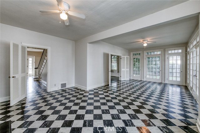 Detail Gallery Image 24 of 61 For 605 E Home Ave, Fresno,  CA 93728 - 5 Beds | 4/1 Baths