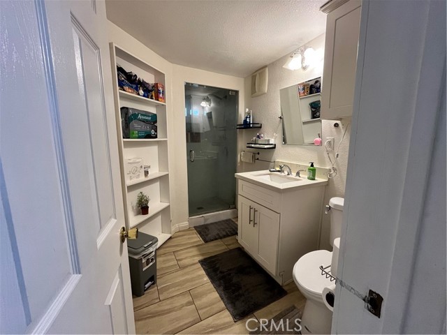 Detail Gallery Image 15 of 29 For 12188 Oracle St, Norwalk,  CA 90650 - 4 Beds | 2 Baths