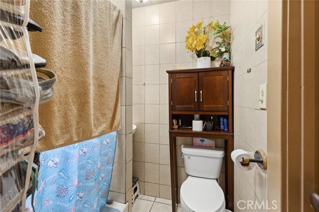 Detail Gallery Image 18 of 43 For 928 S Breed St, Los Angeles,  CA 90023 - – Beds | – Baths