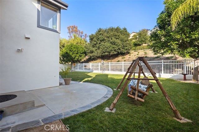 Detail Gallery Image 37 of 39 For 19222 Red Bluff, Lake Forest,  CA 92679 - 4 Beds | 3/1 Baths