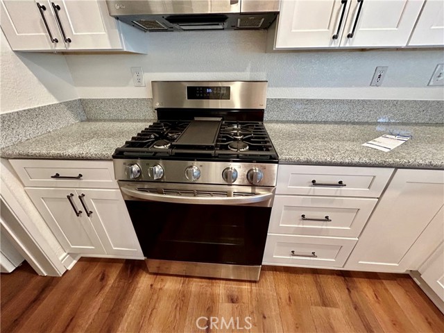Detail Gallery Image 4 of 16 For 126 Cinnamon Teal, Aliso Viejo,  CA 92656 - 2 Beds | 2/1 Baths
