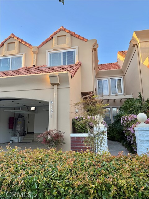 Detail Gallery Image 2 of 29 For 6121 Greenbrier, Huntington Beach,  CA 92648 - 3 Beds | 2/1 Baths