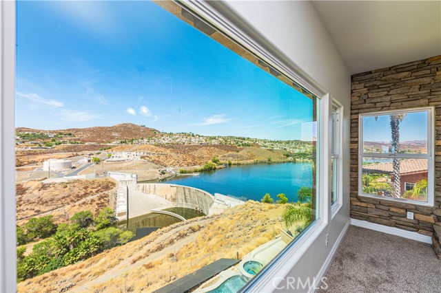 Detail Gallery Image 32 of 65 For 30633 Wood Duck Pl, Canyon Lake,  CA 92587 - 4 Beds | 4/2 Baths