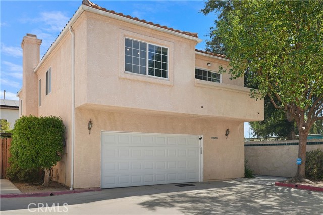 Detail Gallery Image 2 of 48 For 9400 1/2 Noble, North Hills,  CA 91343 - 5 Beds | 3 Baths