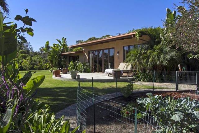 Detail Gallery Image 42 of 68 For 27409 Pacific Coast Hwy, Malibu,  CA 90265 - 4 Beds | 4 Baths