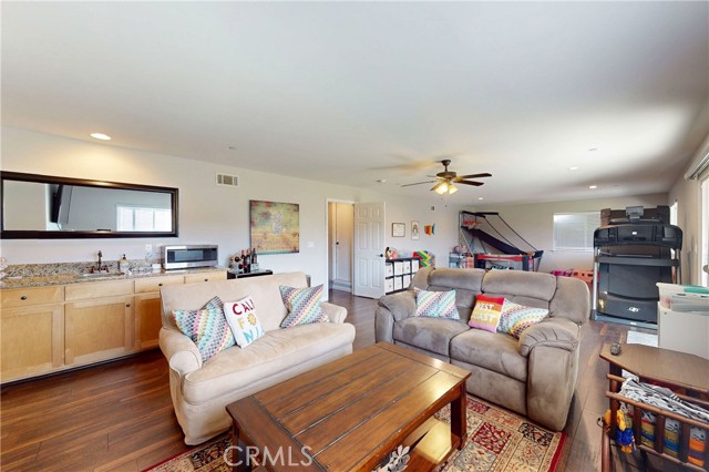 200 Cyclone Street, Nipomo CA: https://media.crmls.org/medias/579aa5a4-e21c-4b93-a825-046e567cdf91.jpg