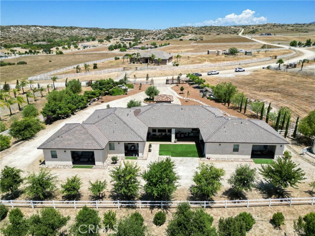 Detail Gallery Image 6 of 56 For 41900 Jojoba Hills Cir, Aguanga,  CA 92536 - 4 Beds | 4 Baths