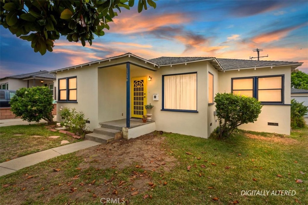 1216 N Council