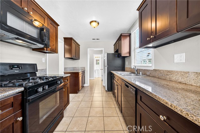 Image 15 of 39 For 3119 76th  