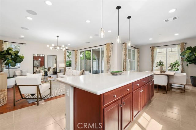 Detail Gallery Image 8 of 75 For 101 Newington, Irvine,  CA 92618 - 4 Beds | 3/1 Baths