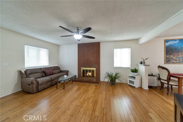 Detail Gallery Image 3 of 15 For 23613 Atmore Ave, Carson,  CA 90745 - 3 Beds | 2 Baths