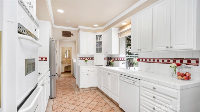 Image 18 of 50 For 2105 Heliotrope Drive