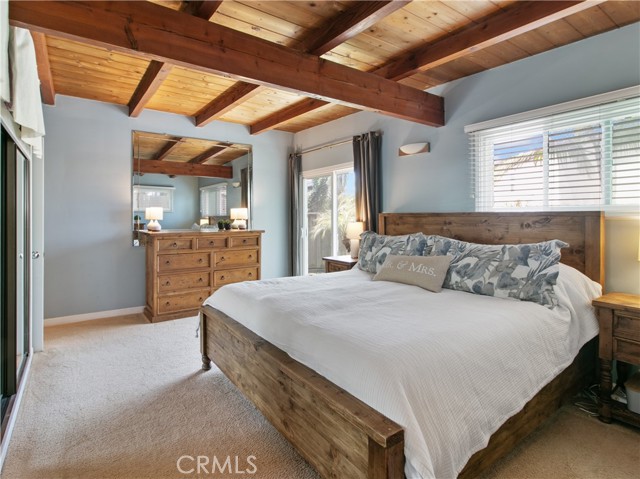 236 W Mariposa, San Clemente CA: https://media.crmls.org/medias/579dbf0c-d487-4f4a-b1bf-b720fa002ab8.jpg
