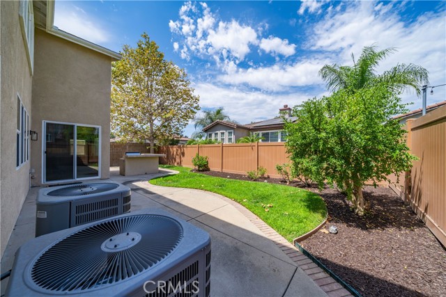 Detail Gallery Image 8 of 59 For 5859 E Treehouse Ln, Anaheim Hills,  CA 92807 - 4 Beds | 3 Baths