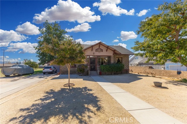 Detail Gallery Image 4 of 74 For 27953 Atlantic, Highland,  CA 92346 - 2 Beds | 1 Baths