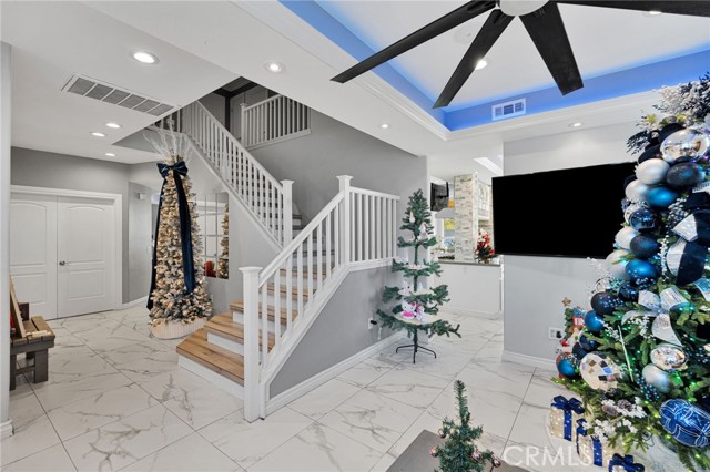 Detail Gallery Image 8 of 56 For 10180 via Pescadero, Moreno Valley,  CA 92557 - 4 Beds | 3 Baths