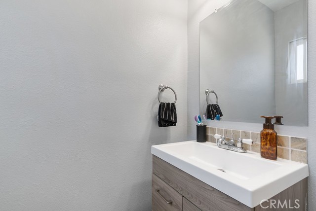 Detail Gallery Image 31 of 34 For 158 W Del Amo Bld, Long Beach,  CA 90805 - – Beds | – Baths