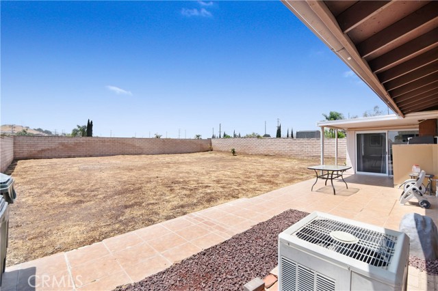 Detail Gallery Image 15 of 16 For 6732 30th St, Jurupa Valley,  CA 92509 - 4 Beds | 2 Baths