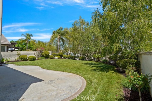 Image 21 of 28 For 26104 Singer Place