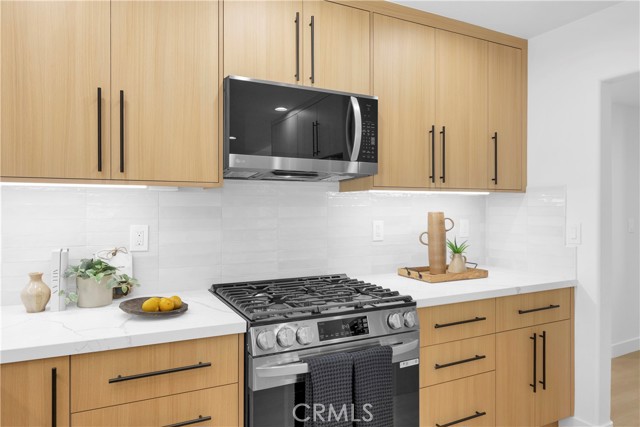 Image 17 of 60 For 21032 Shepherd