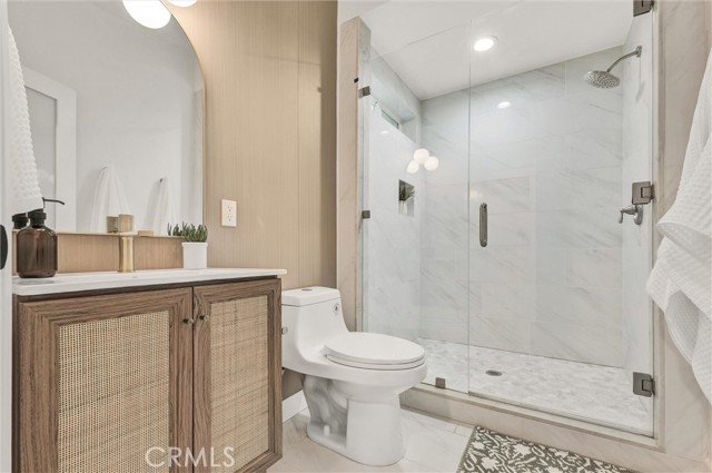 Detail Gallery Image 24 of 37 For 808 S Los Robles Ave, Pasadena,  CA 91106 - 3 Beds | 3 Baths