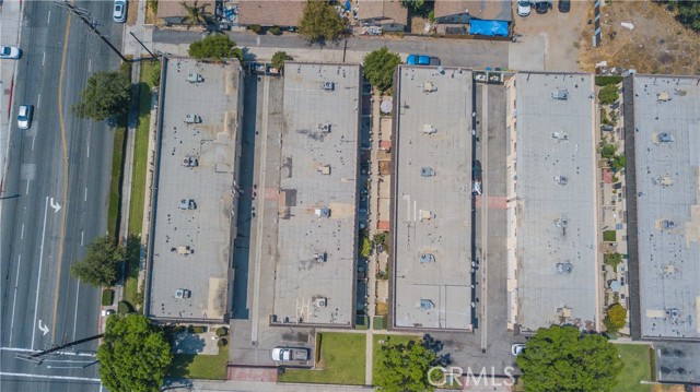 4409 Merced Ave, Baldwin Park CA: https://media.crmls.org/medias/57a170e4-c50f-4bbf-99ee-cf92136a95b5.jpg