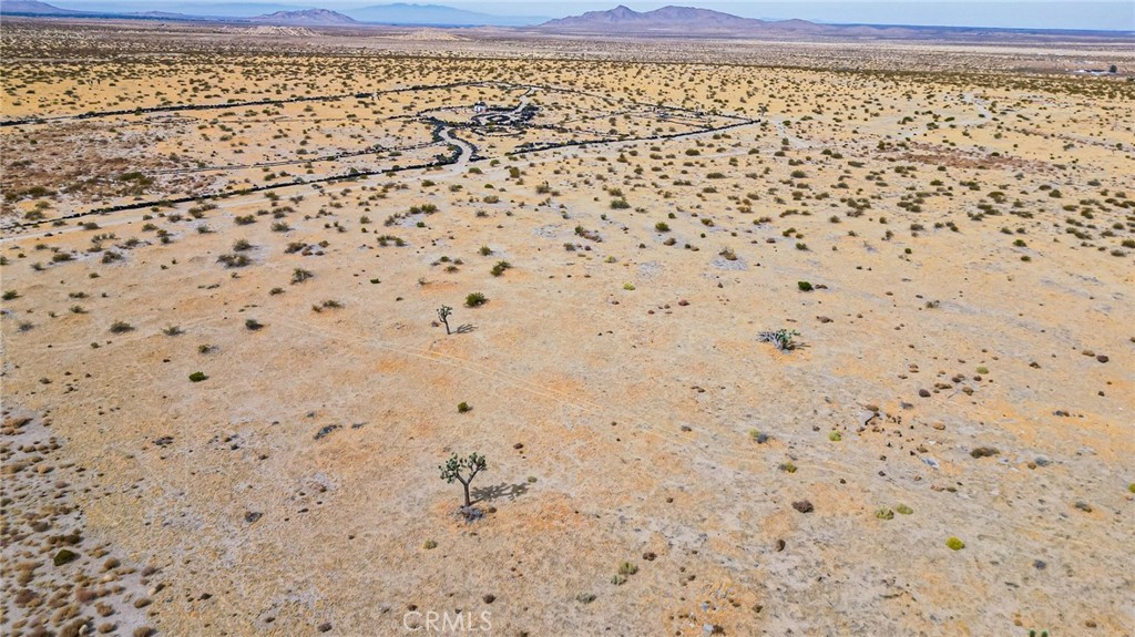 MLS #OC25280893 image #16