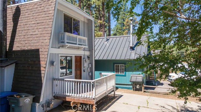 42641 Falcon Avenue, Big Bear Lake CA: https://media.crmls.org/medias/57a34fe4-6964-456b-ae52-df026be3a204.jpg
