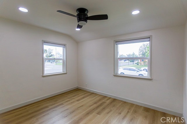 Detail Gallery Image 10 of 18 For 702 N Pine, Anaheim,  CA 92805 - 3 Beds | 2 Baths