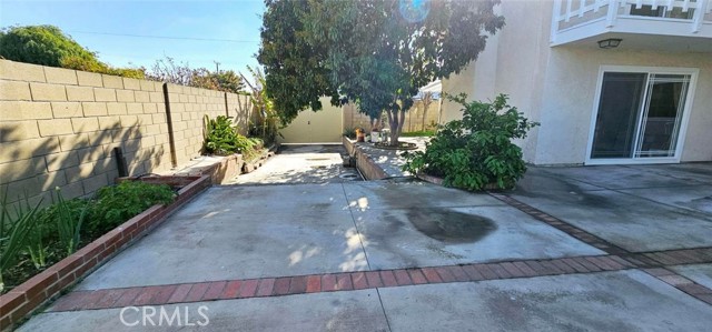 9715 Raven Circle, Fountain Valley CA: https://media.crmls.org/medias/57a4bd3c-e452-4139-b562-f30209501119.jpg