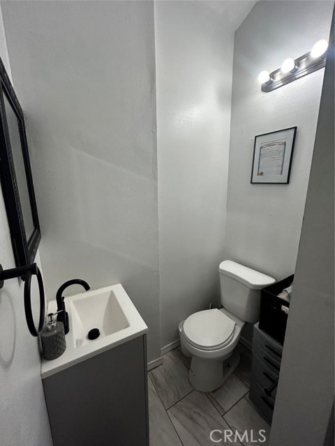 Detail Gallery Image 32 of 39 For 2918 4th Ave, Los Angeles,  CA 90018 - 3 Beds | 2 Baths