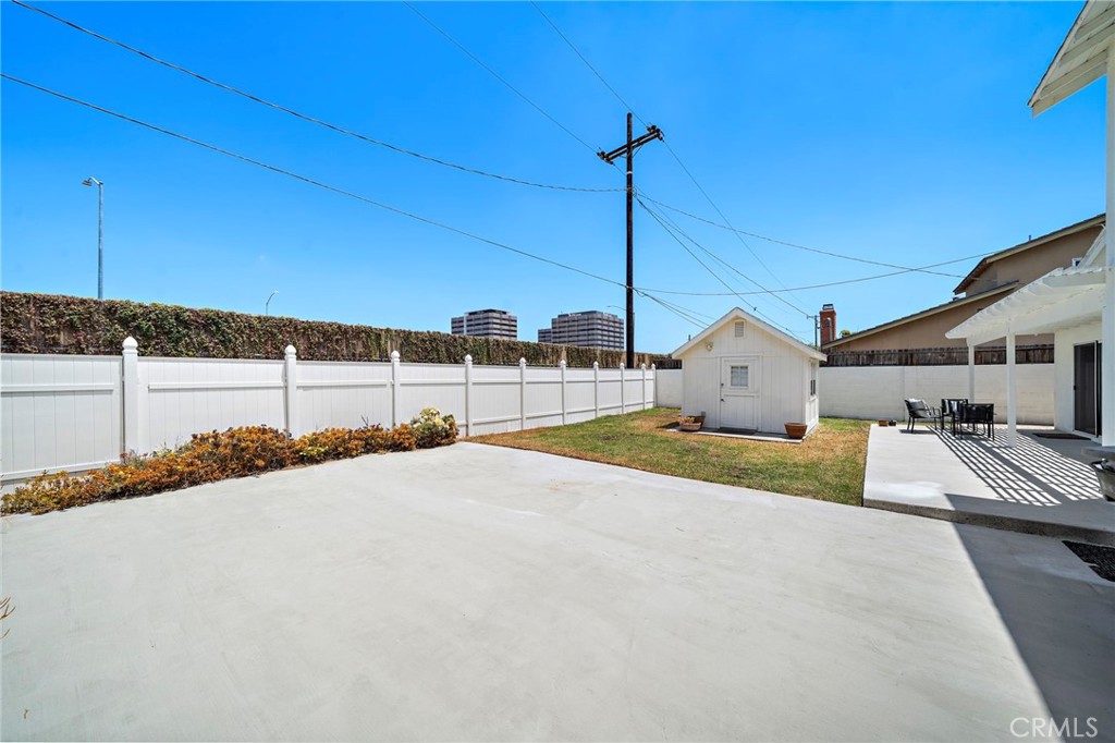 MLS #OC26139737 image #37