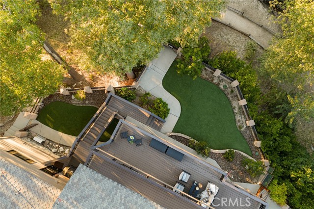 942 Lake Edge, Lake Arrowhead, CA 92352