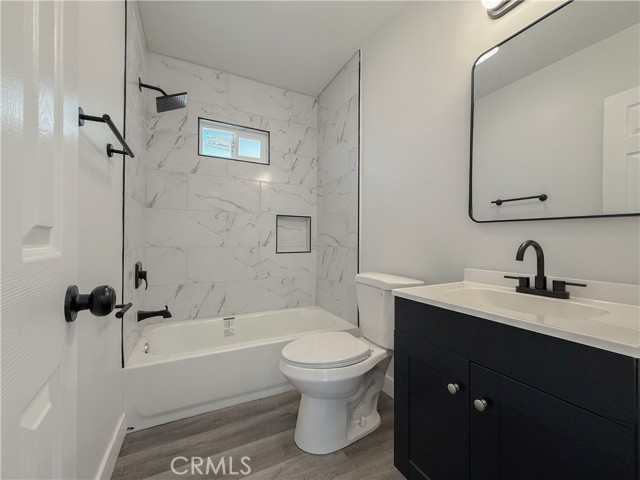 Detail Gallery Image 15 of 25 For 220 W 98th St, Los Angeles,  CA 90003 - 2 Beds | 2 Baths