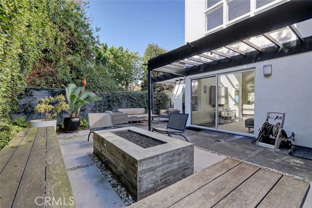 636 27th Street, Manhattan Beach, California 90266, 4 Bedrooms Bedrooms, ,3 BathroomsBathrooms,Residential,Sold,27th,SB21265016