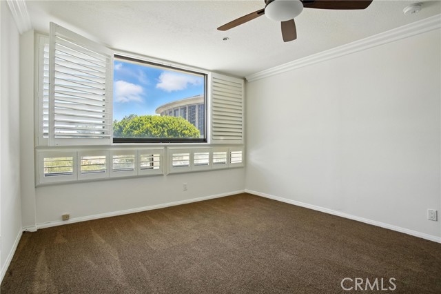 121 S Hope Street, Los Angeles CA: https://media.crmls.org/medias/57a7ac7e-a95d-4ef8-b29f-3cfc6af0ff7d.jpg