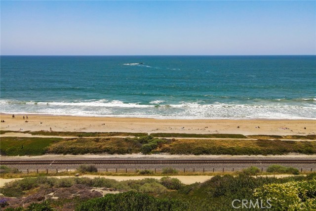2018 Calle De Los Alamos, San Clemente CA: https://media.crmls.org/medias/57a7d362-fbd1-4b1c-ab2b-85add4370f9c.jpg