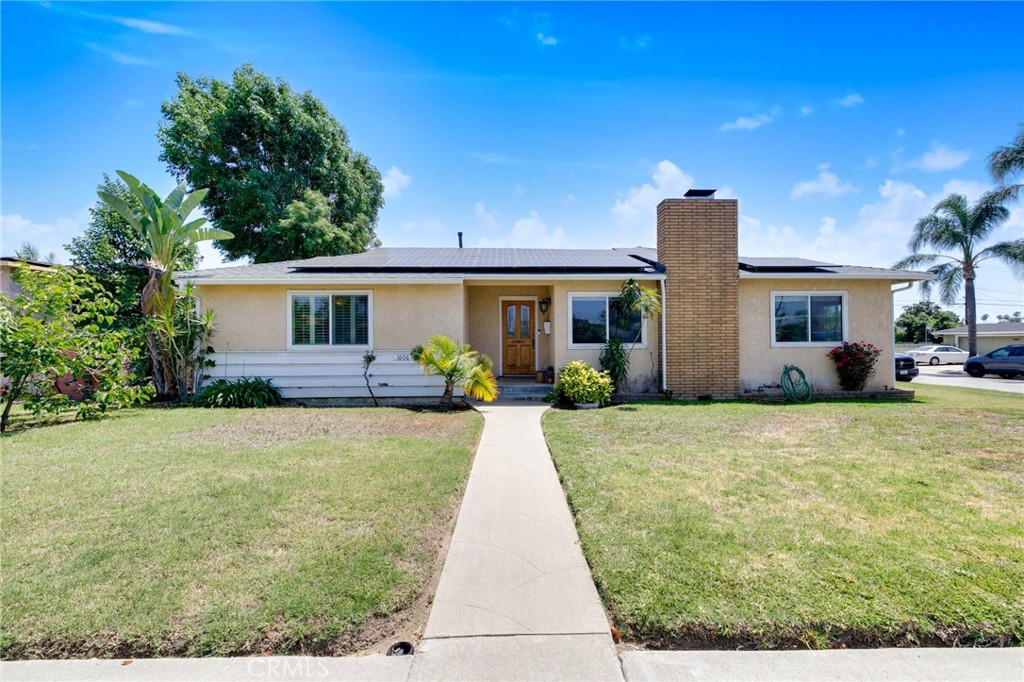 1606 E Rowland Avenue