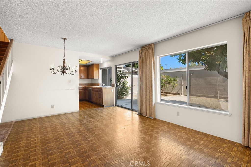 MLS #OC25219195 image #9