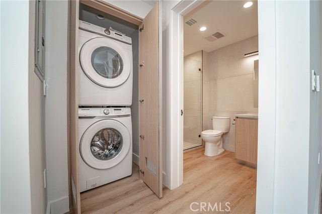 Detail Gallery Image 16 of 29 For 2828 London St #308,  Los Angeles,  CA 90026 - 2 Beds | 2 Baths